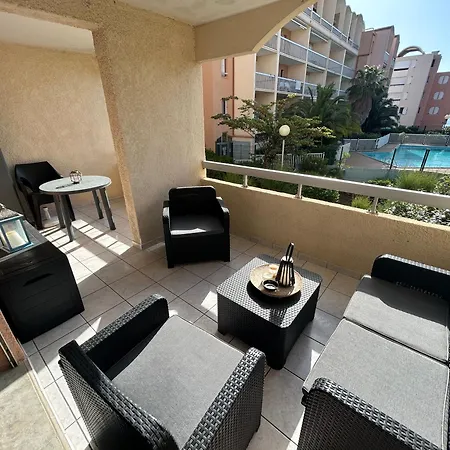 Superbe 2pieces, Proche De Grazel, Et Port Apartment